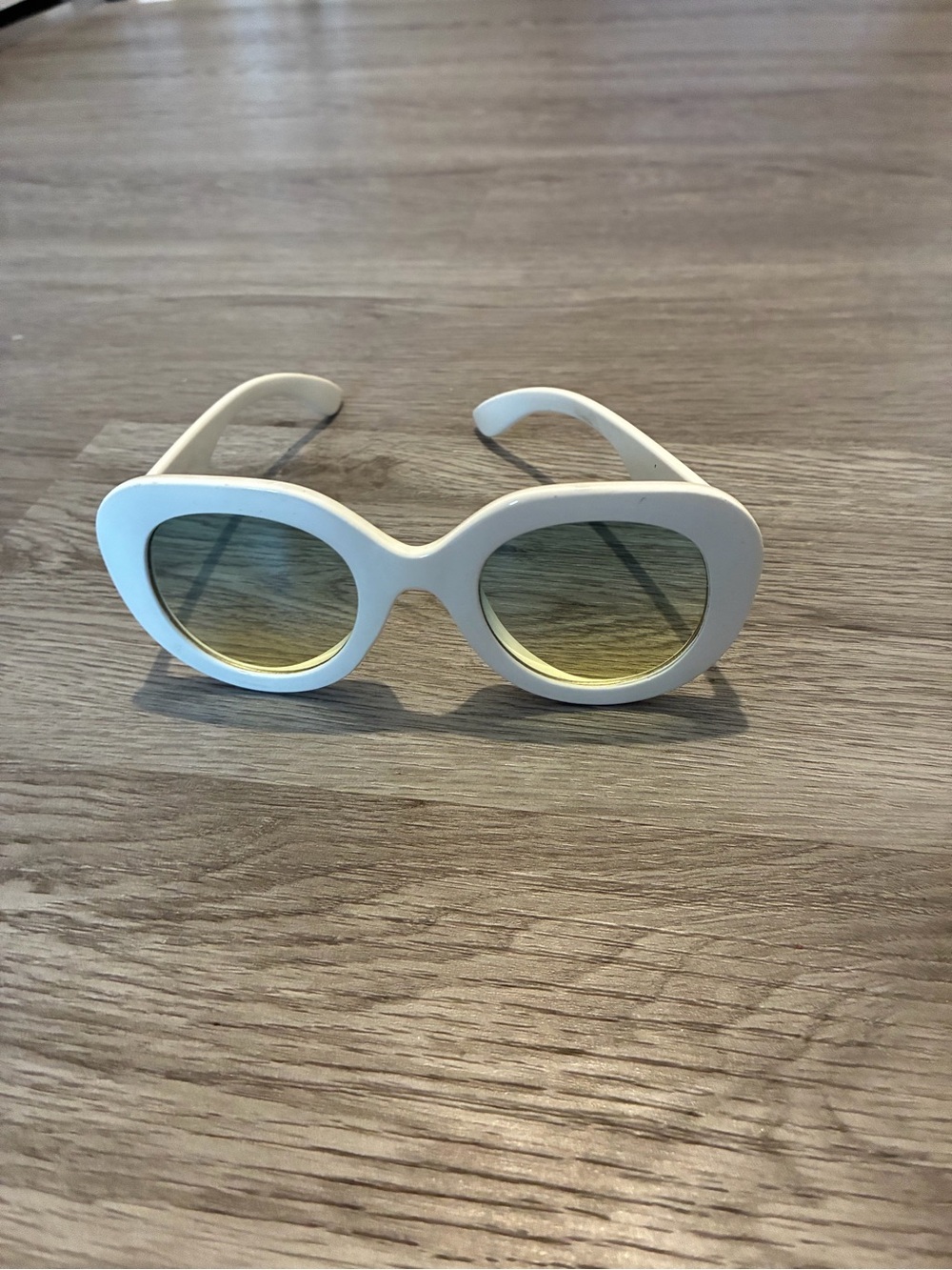 White ladies sunglasses